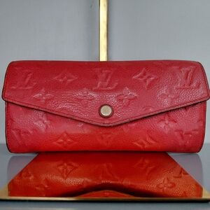 Louis Vuitton Empriente Classic Signature